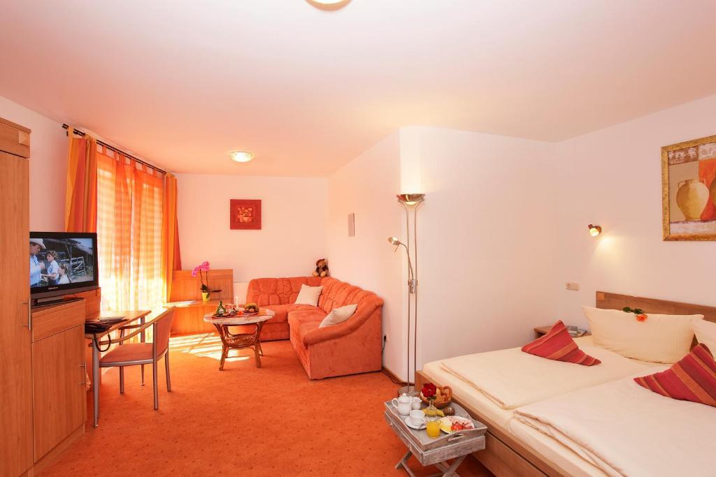 Land- Und Aktivhotel Altmuehlaue Bad Rodach Phòng bức ảnh