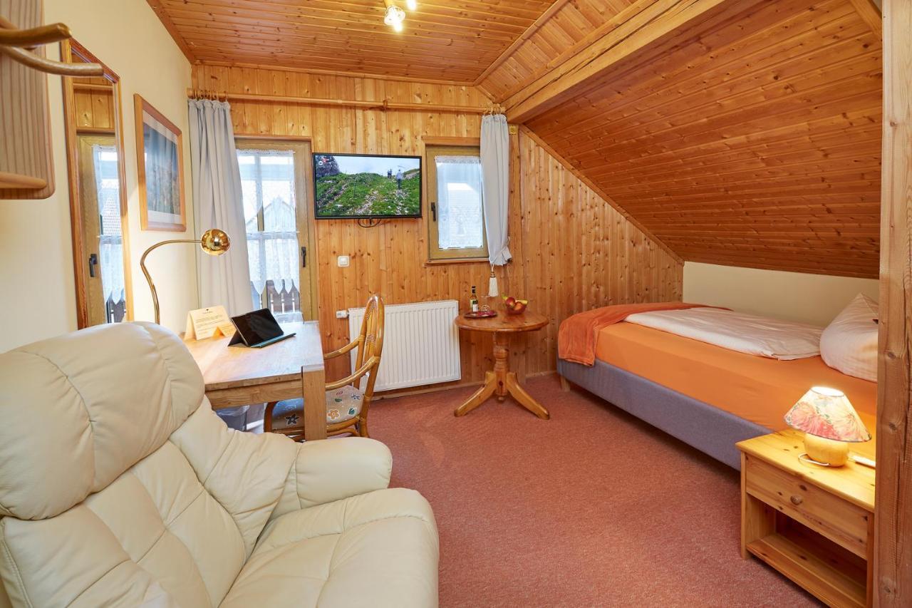 Land- Und Aktivhotel Altmuehlaue Bad Rodach Ngoại thất bức ảnh