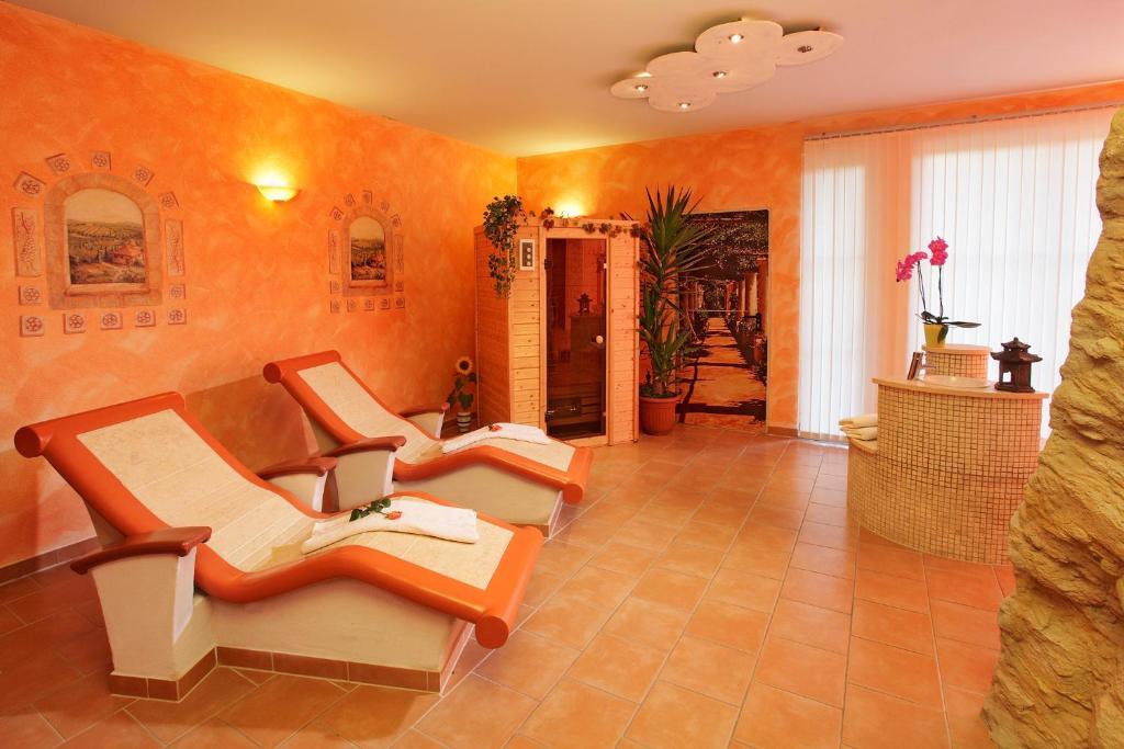 Land- Und Aktivhotel Altmuehlaue Bad Rodach Ngoại thất bức ảnh